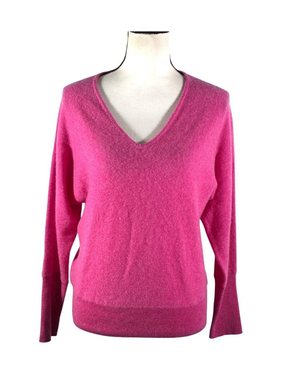 Tahari cashmere Pink V-Neck 100% 2-Ply Cashmere Sweater Size M
